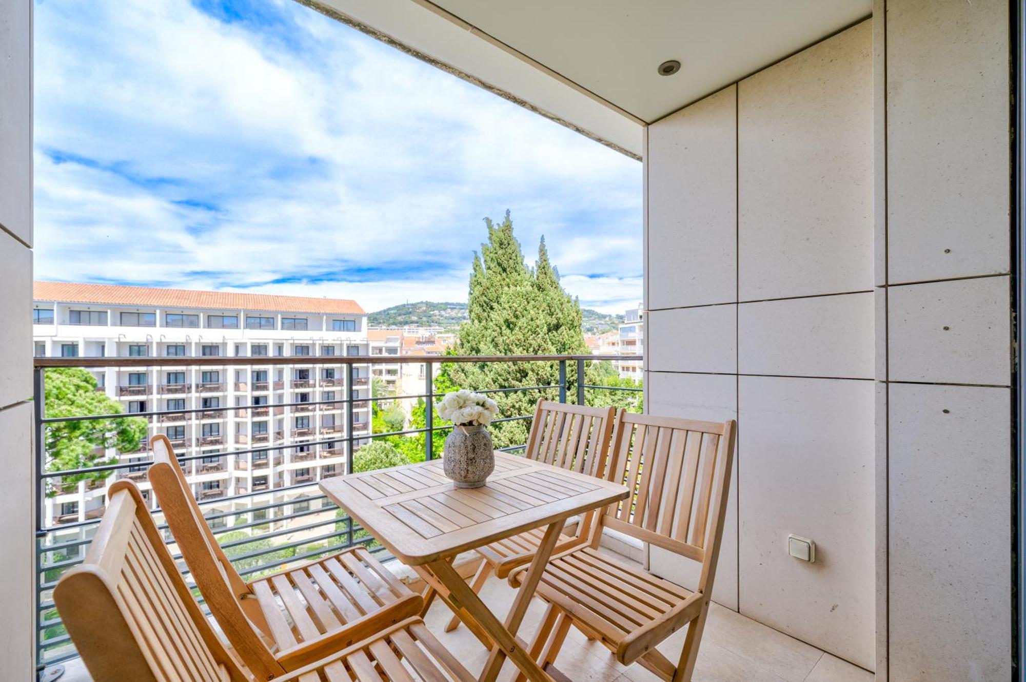 Residence Carlton Riviera - คานส์ ภายนอก รูปภาพ